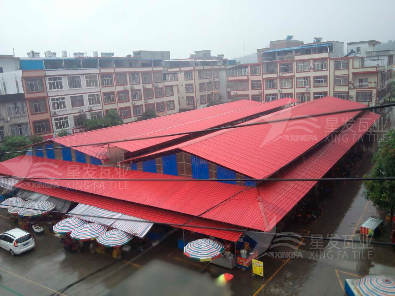 合成樹脂瓦防火性能強(qiáng)不強(qiáng)？遇到高溫，會(huì)不會(huì)著火？