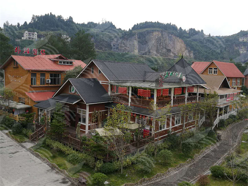 選擇合成樹脂瓦，為南方屋頂雨季防水護(hù)航
